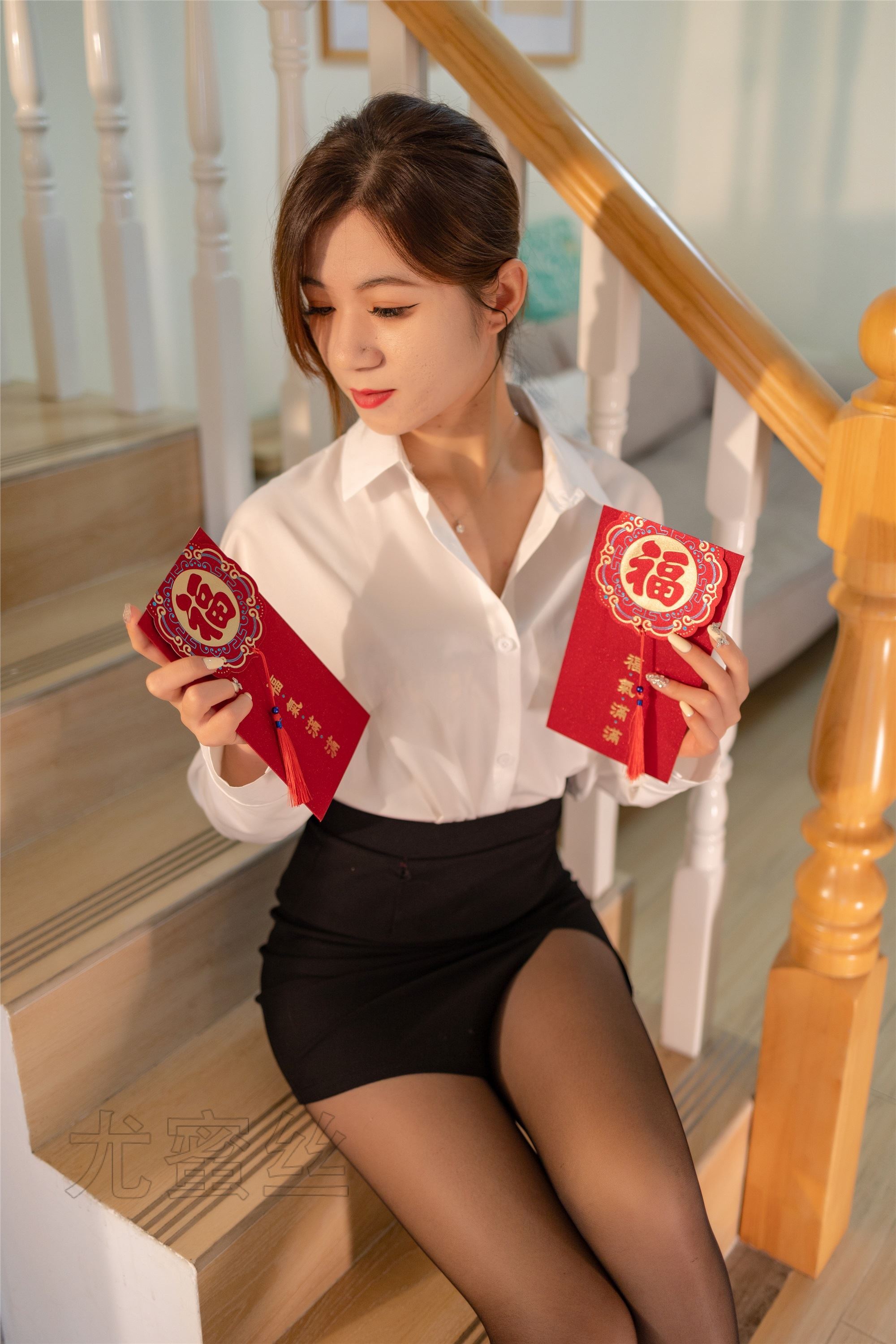 尤蜜丝 穿搭写真 NO.098